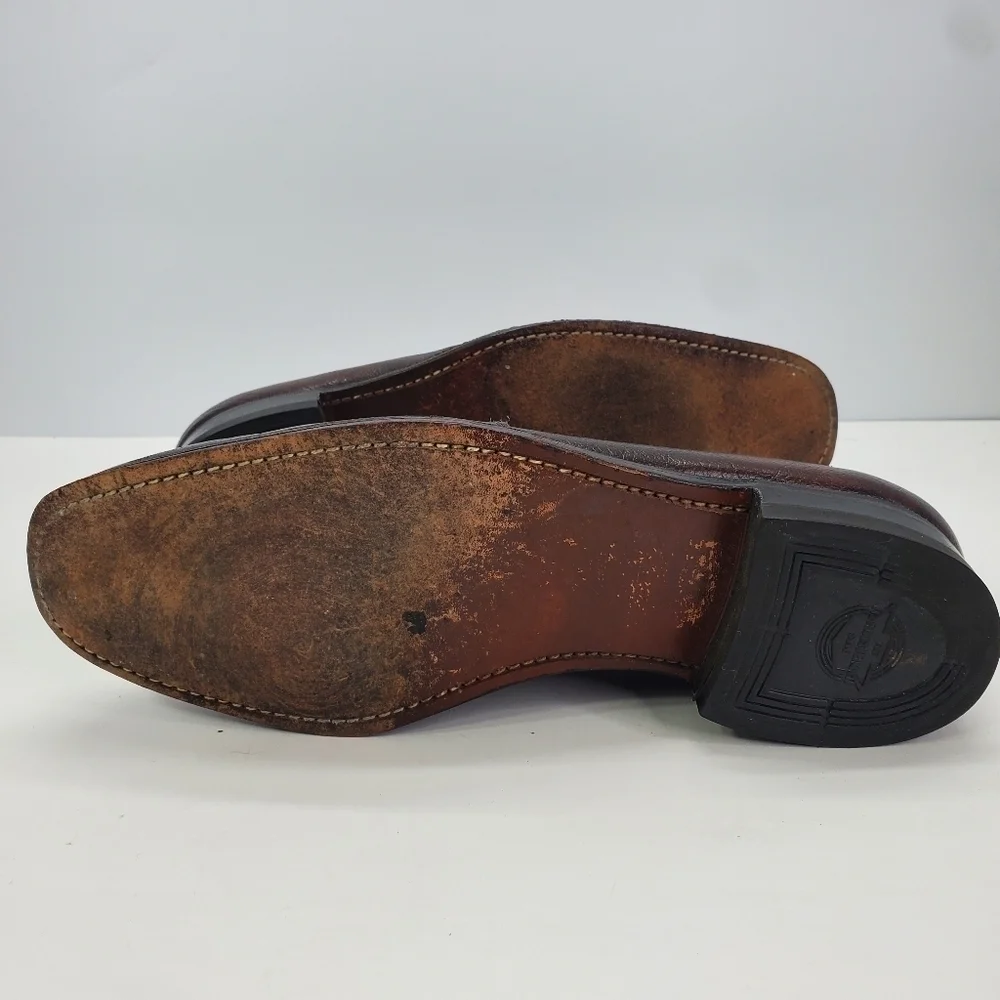 The Florsheim Shoe Men's 9.5 D Penny Loafers Distressed Leather Slip On Vintage